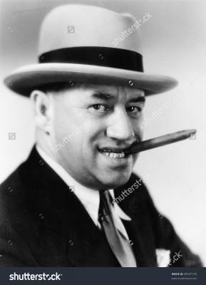 Прикрепленное изображение: stock-photo-portrait-of-a-man-with-a-hat-and-a-cigar-in-his-mouth-92597155.jpg